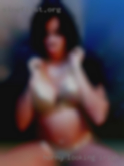 Horny looking irish in girls 3somes as meeting maybe in Sun City AZ.